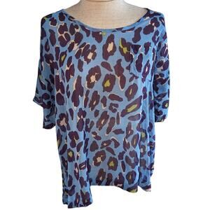 LOGO By Lori Goldstein Blue Animal Print Short Sleeve Blouse Lightweight Sz S